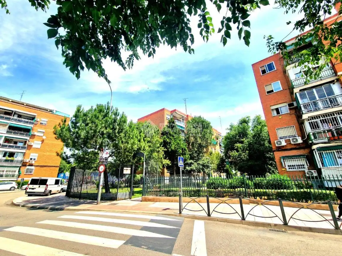 Vista exterior de Pis en venda en Torrejón de Ardoz amb Aire condicionat, Calefacció i Terrassa