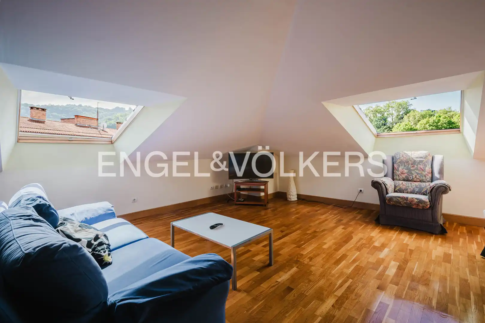 Sala de estar de Dúplex en venta en Astigarraga con Calefacción y Balcón
