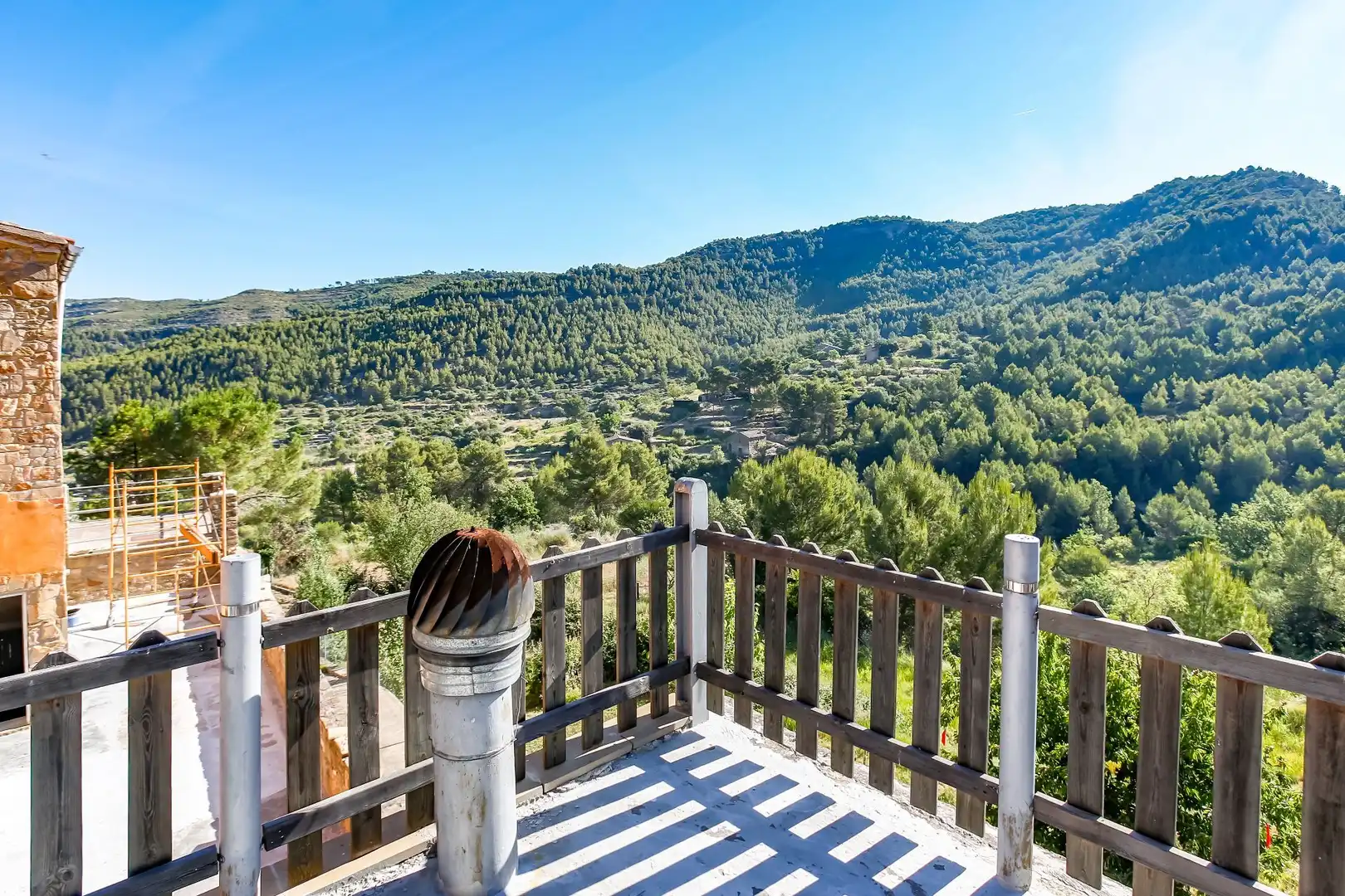 Terrasse von Country house zum Verkauf in Sant Vicenç de Castellet mit Heizung, Privatgarten und Terrasse