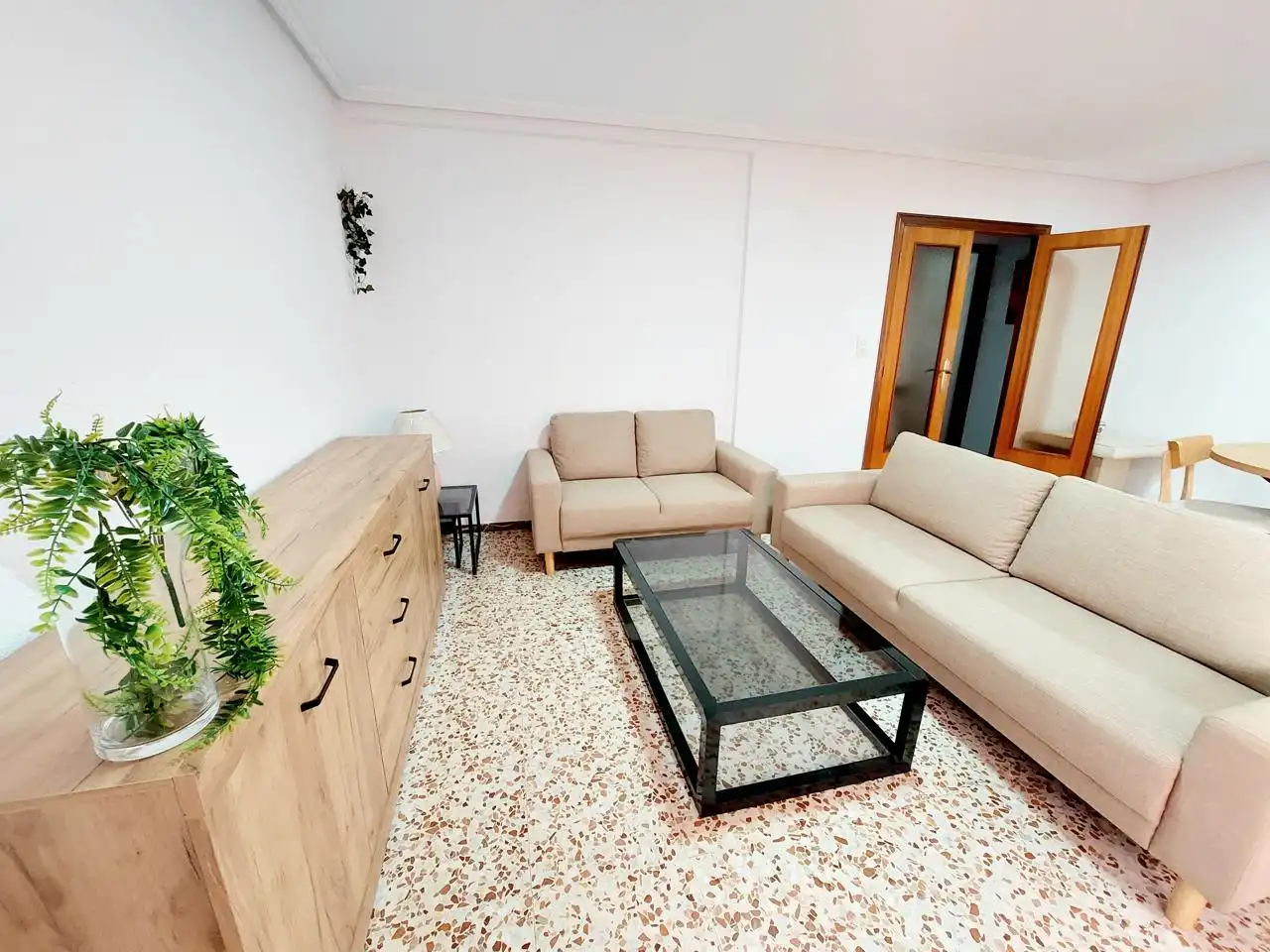 Living room of Flat for rent in Elche / Elx  with Air Conditioner, Furnished and Balcony
