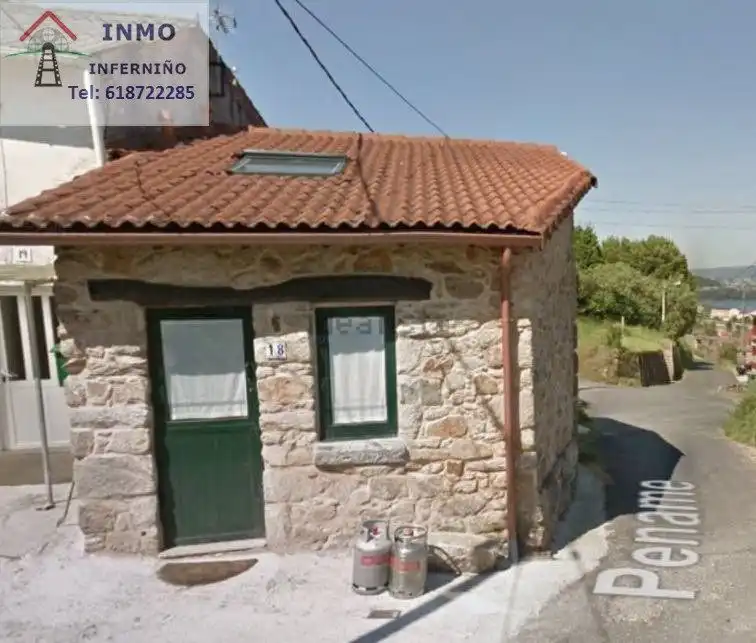 Casa en venta en Neda