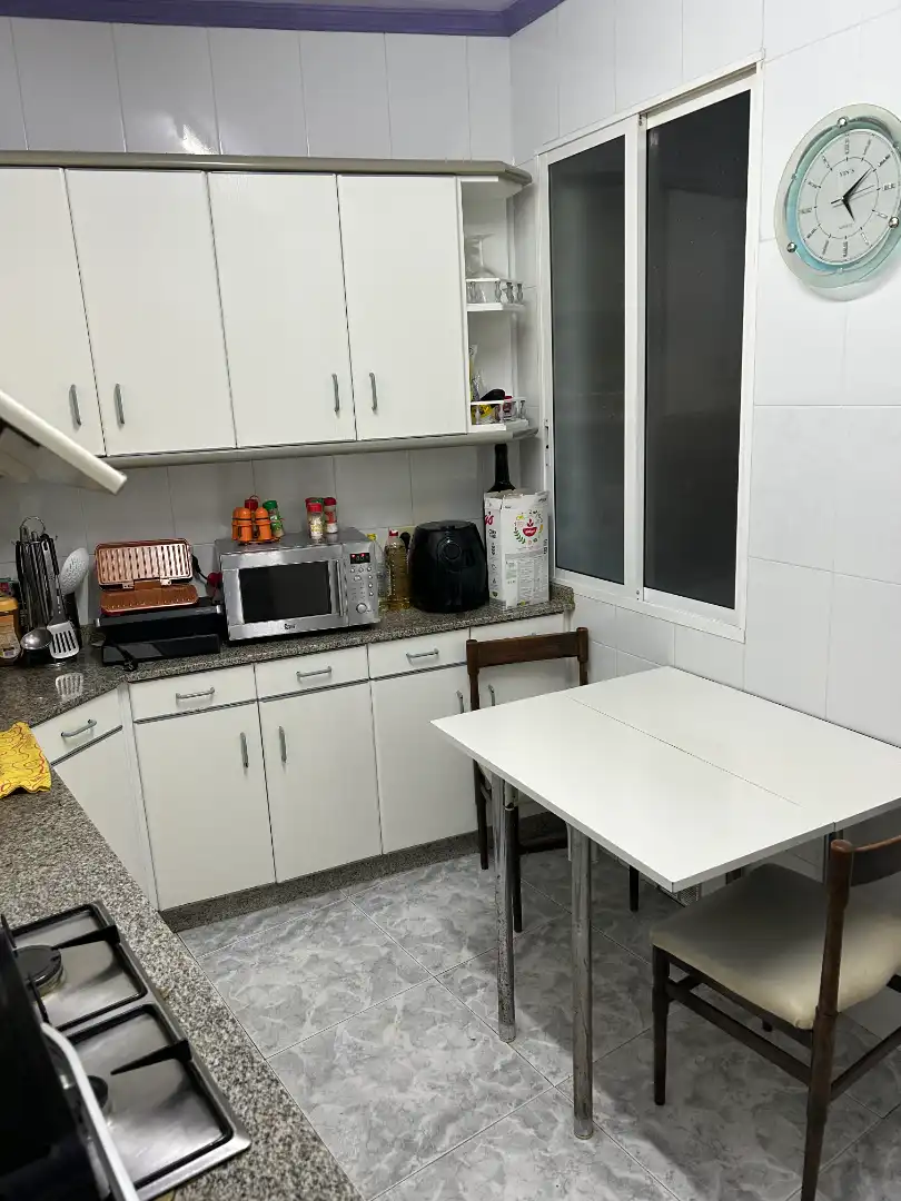 Cocina de Piso en venta en Pontevedra Capital  con Calefacción y Amueblado