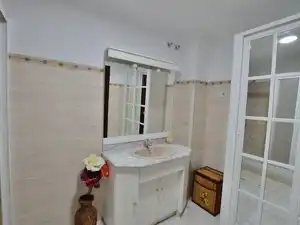 Baño de Piso de alquiler en Ronda con Amueblado