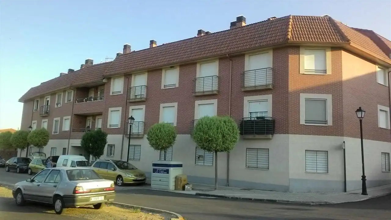 Vista exterior de Apartamento en venta en Yunquera de Henares, Guadalajara