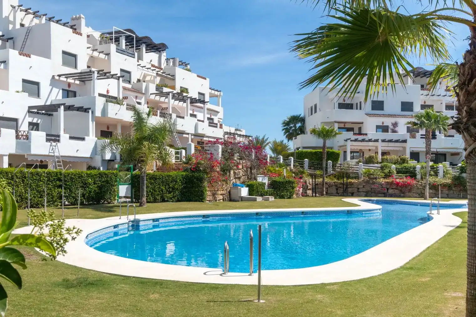 Adossat amb piscina en venda a Selwo, imagen 33