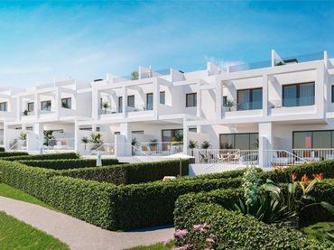 Reihenhaus mit Pool zum Verkauf in Manilva Pueblo