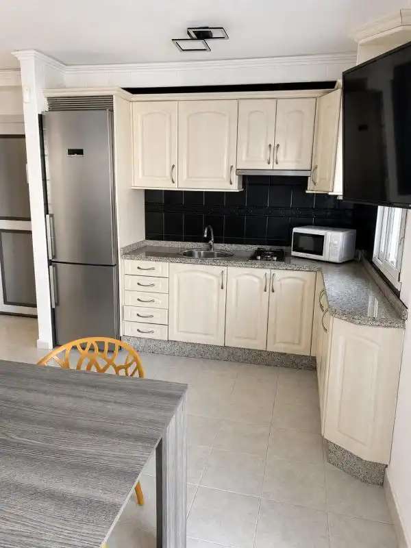 Küche von Erdgeschoss zum Verkauf in Mijas mit Heizung, Privatgarten und Terrasse