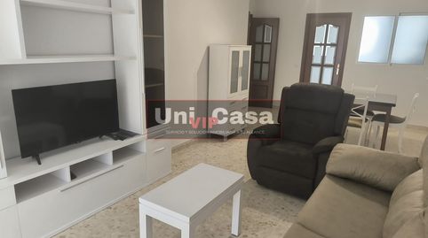 Foto 2 de Piso de alquiler en Huerta de la Reina - Trassierra, Córdoba Capital