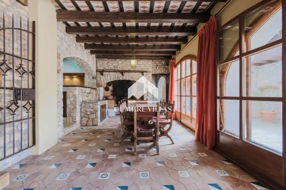 Menjador de Casa o xalet en venda en Sant Pere de Ribes amb Calefacció, Terrassa i Traster