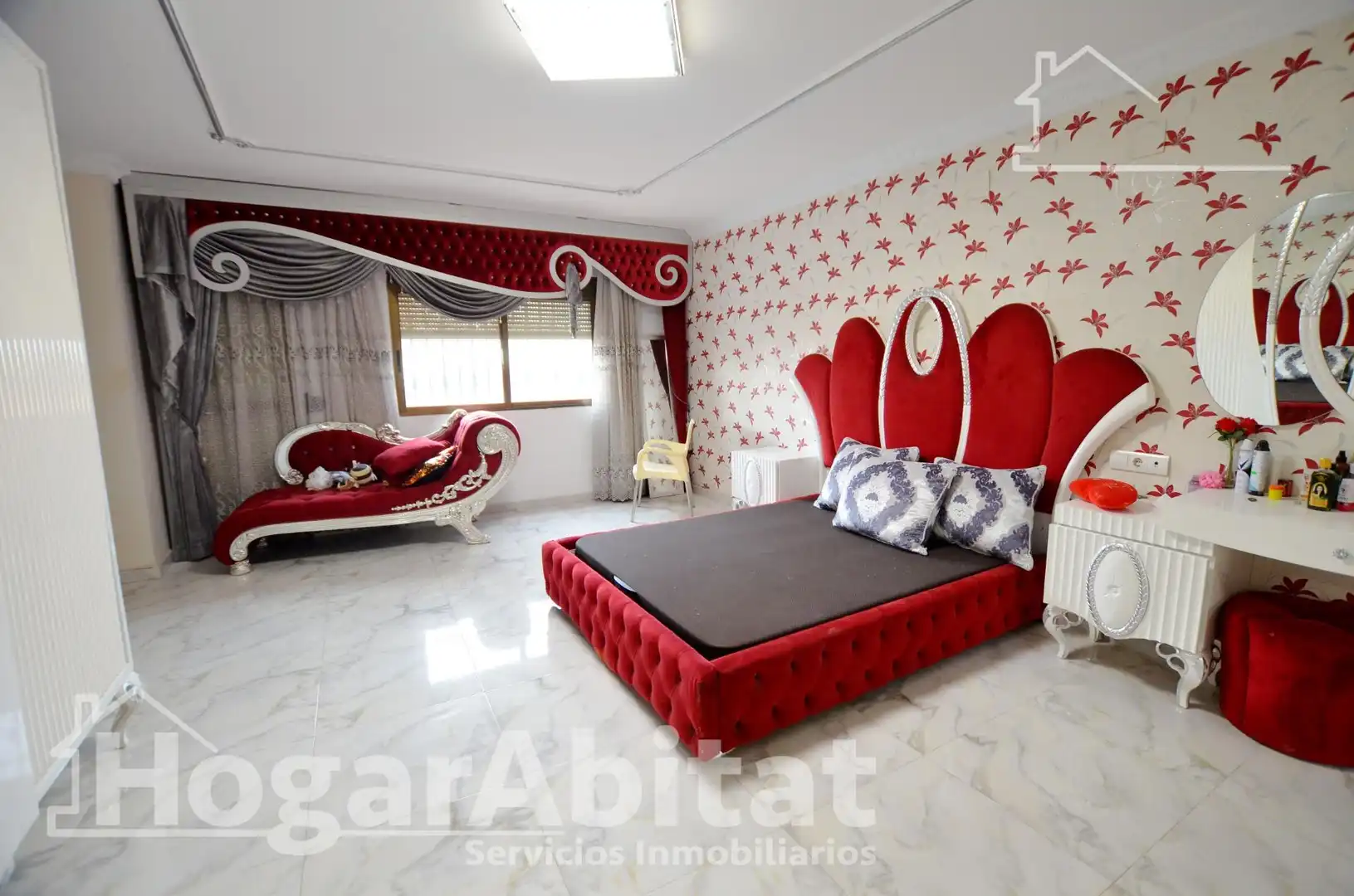 Dormitori de Casa adosada en venda en Alicante / Alacant amb Aire condicionat, Jardí privat i Terrassa