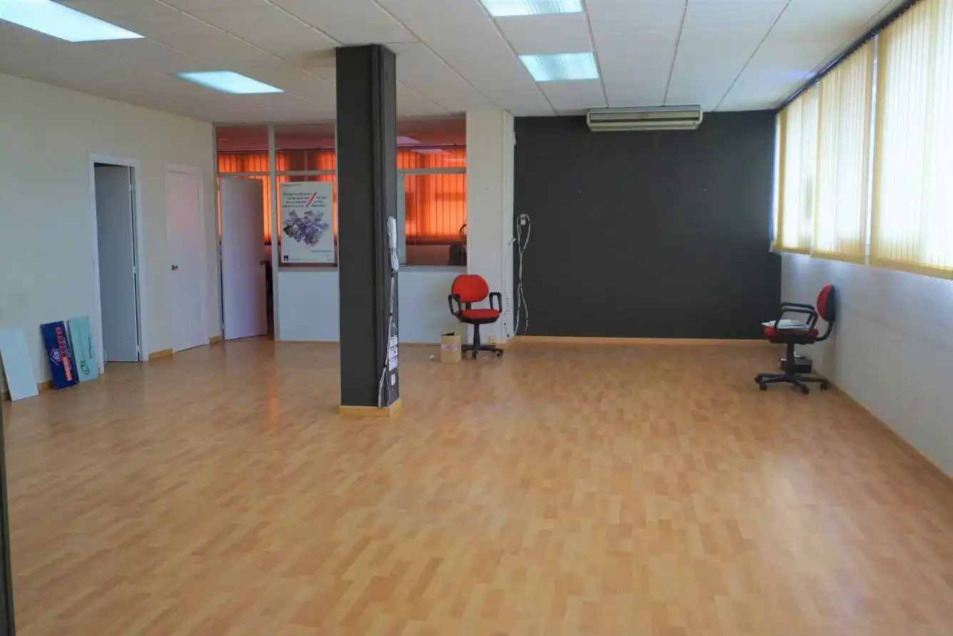 Local comercial de lloguer a Les Borges Blanques, imagen 3