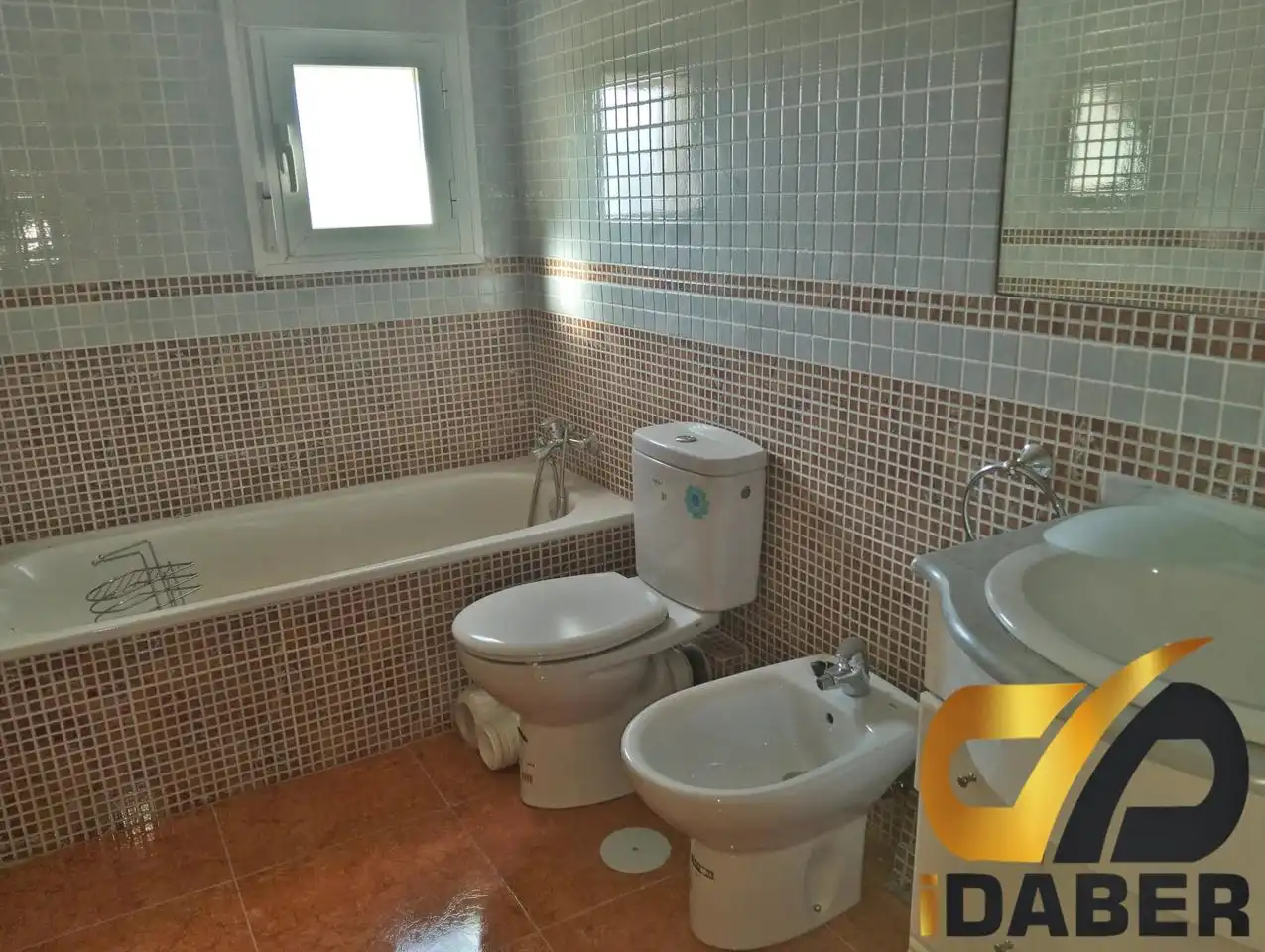 Bany de Casa o xalet en venda en El Viso de San Juan amb Aire condicionat, Calefacció i Jardí privat