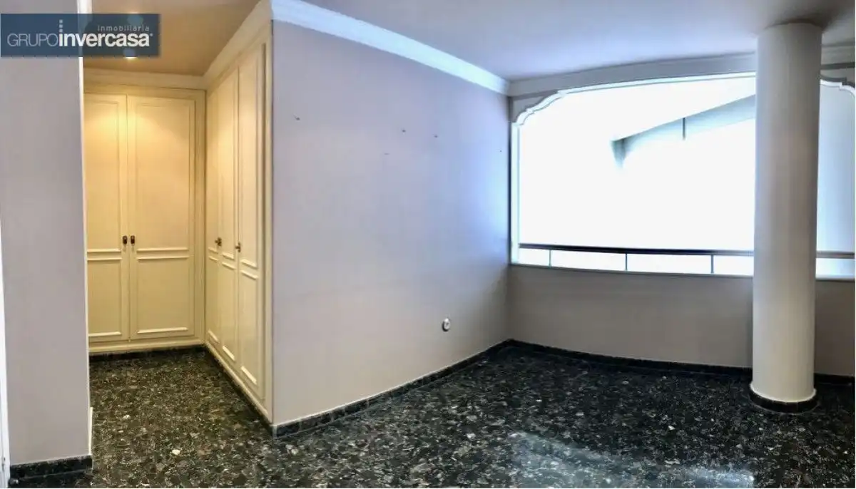 Schlafzimmer von Wohnung zur Miete in Manises mit Klimaanlage