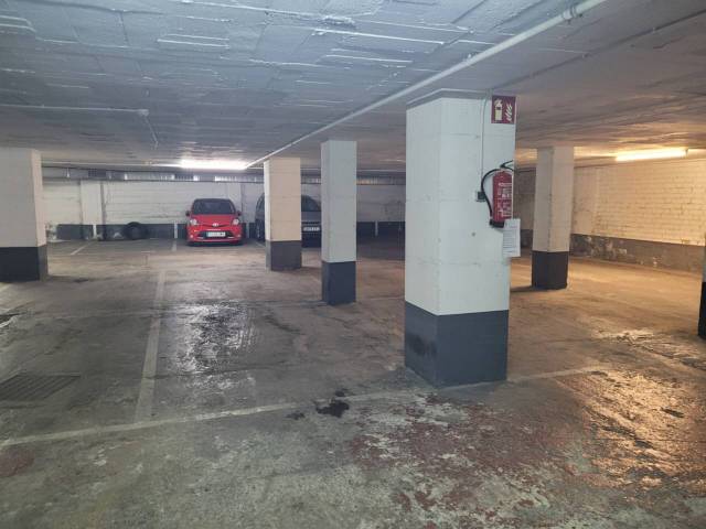 Garaje en Venta en Rambla Hospital en Estadi - Santa Anna