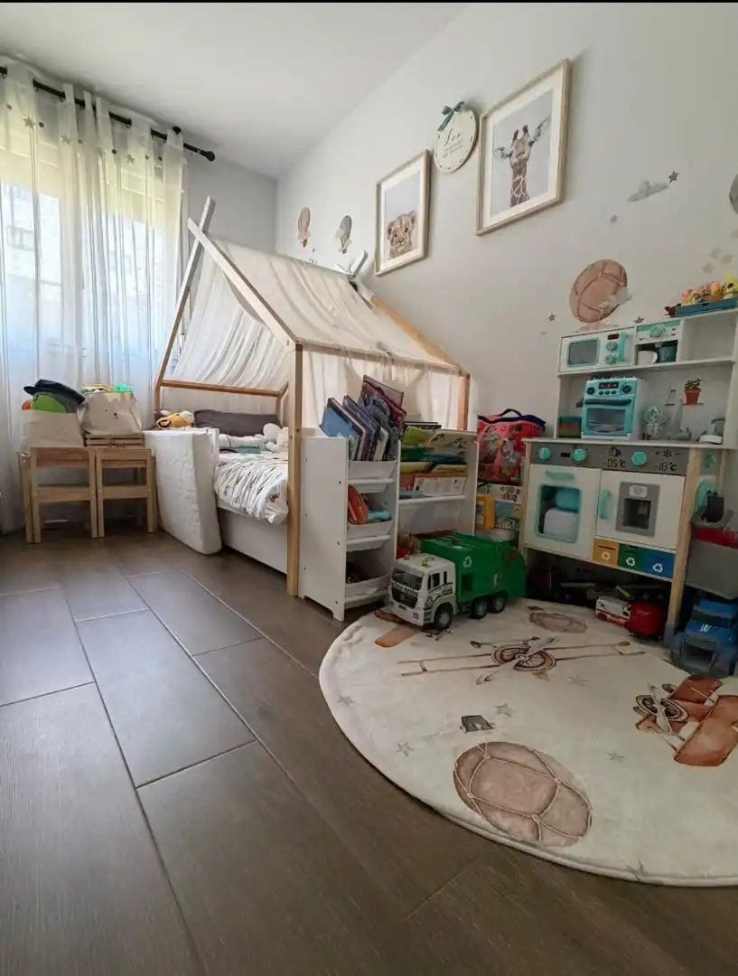Bedroom of Ground floor for sale in Madrid  with Air Conditioner, Heating and Private garden