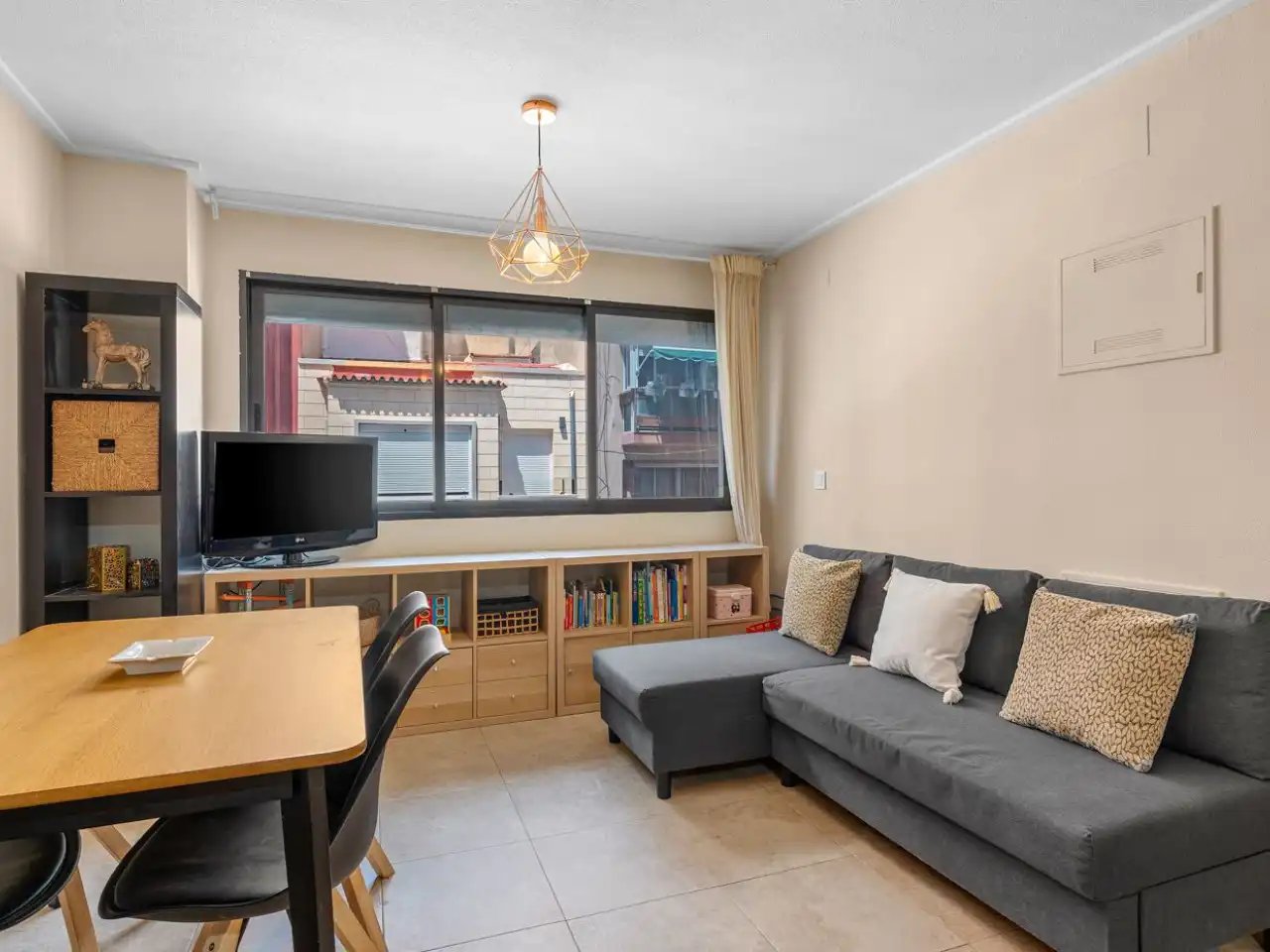 Sala d'estar de Apartament en venda en Alicante / Alacant amb Aire condicionat, Calefacció i Terrassa