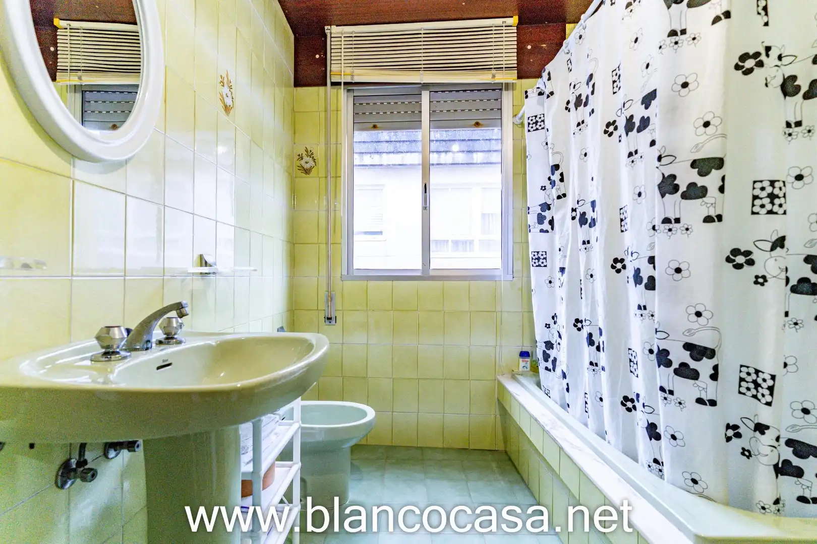 Baño de Casa o chalet en venta en Malpica de Bergantiños con Calefacción, Trastero y Amueblado