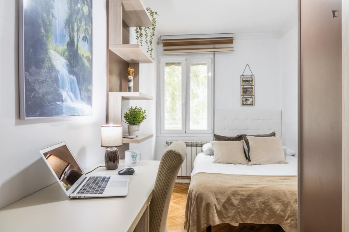 Apartment to share in Valdezarza