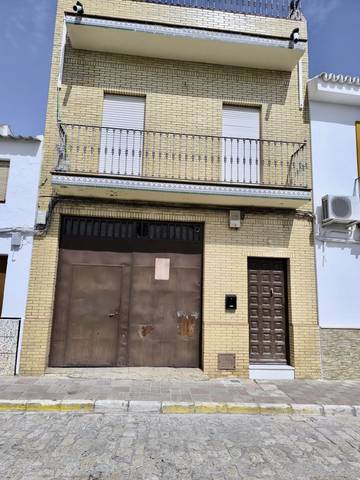 Casa-chalet en Venta en El Carpio en Benacazón