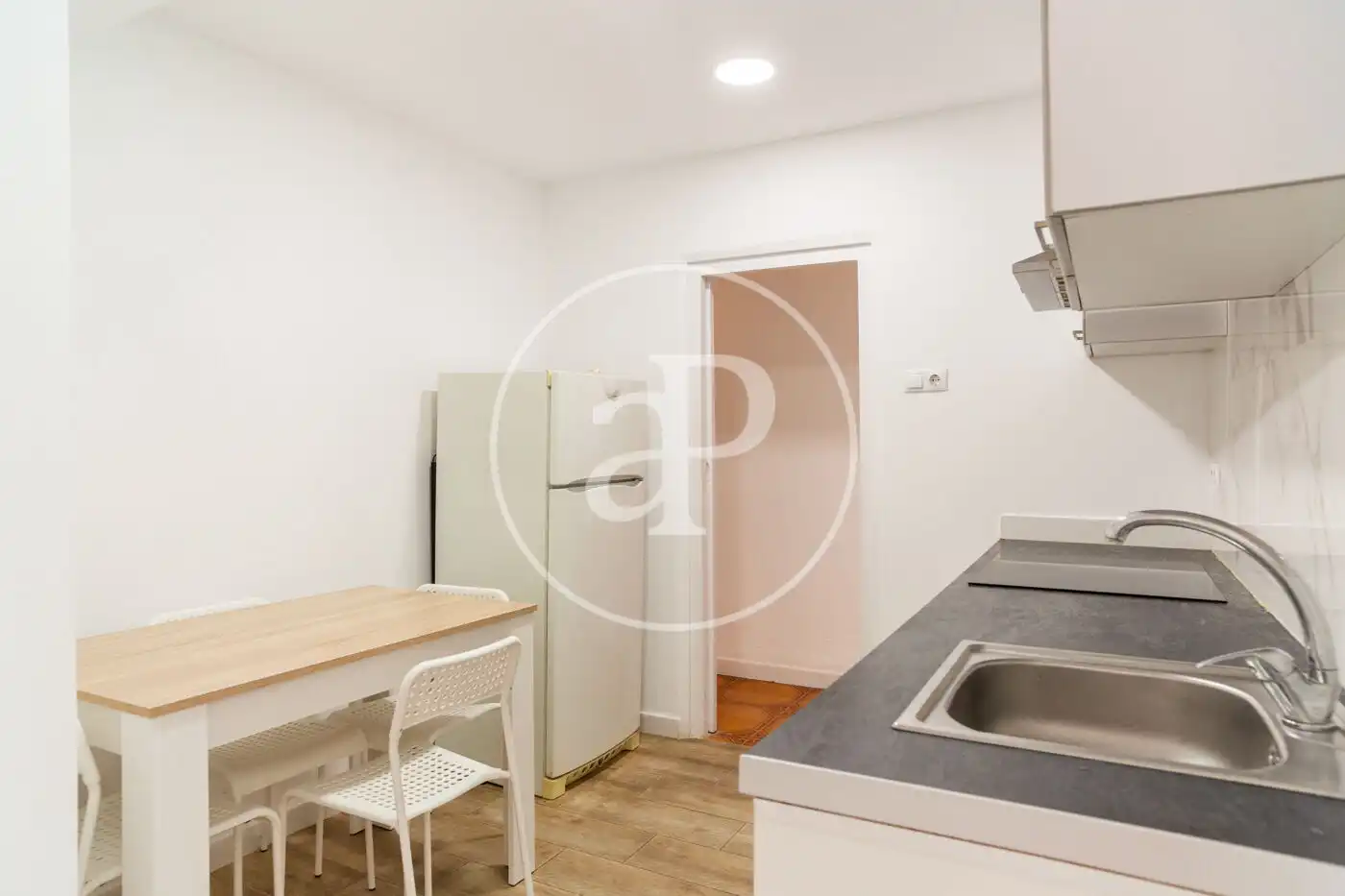 Cocina de Piso de alquiler en Valencia con Calefacción y Amueblado