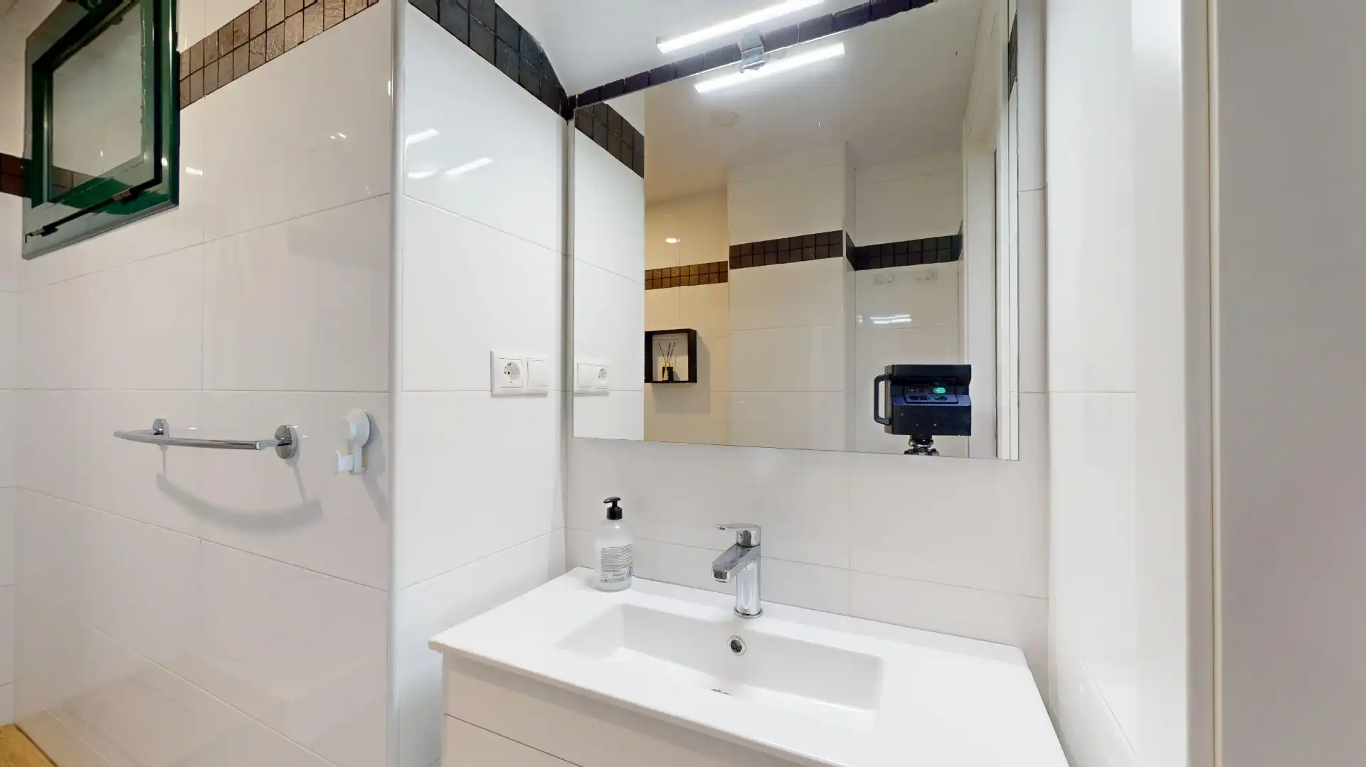 Detached house with pool for sale in Carrer de Henry Ferdinand Lavanchy, imagen 17