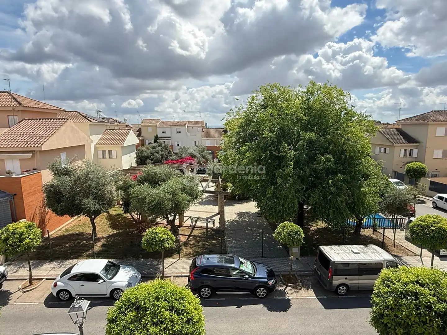 Vista exterior de Casa adosada en venta en Castilleja de la Cuesta con Aire acondicionado y Terraza