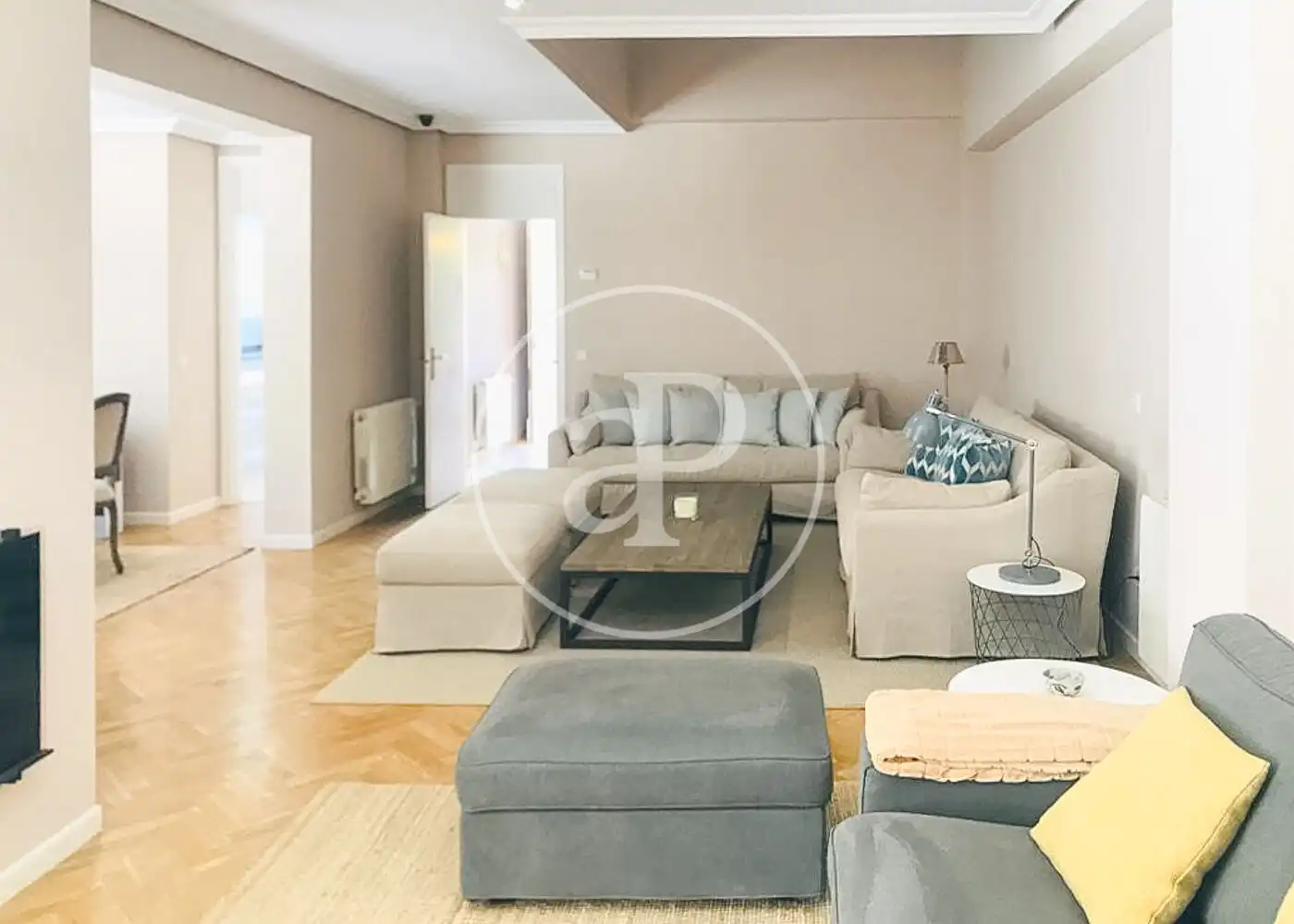 Living room of Detached homes for sale in Madrid  with Air Conditioner, Heating and Private garden