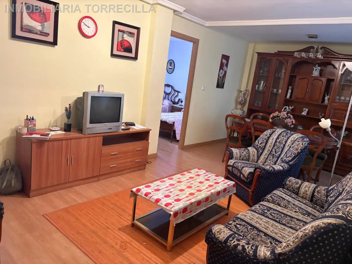 Sala d'estar de Pis en venda en Valladolid amb Moblat i TV
