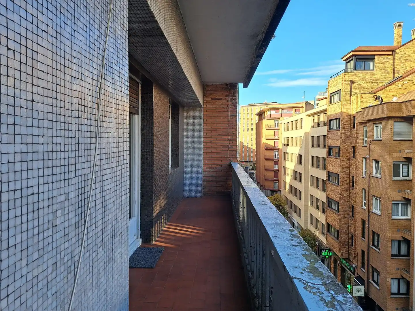 Terrasse von Wohnung zum Verkauf in Gijón  mit Heizung, Terrasse und Schwimmbad