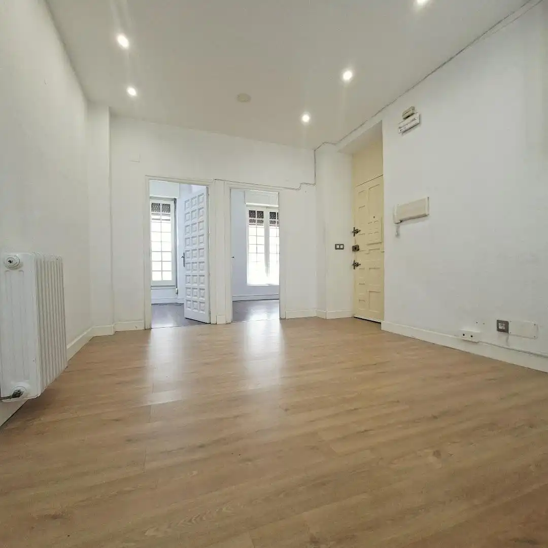Piso en venta en Zaragoza con Terraza