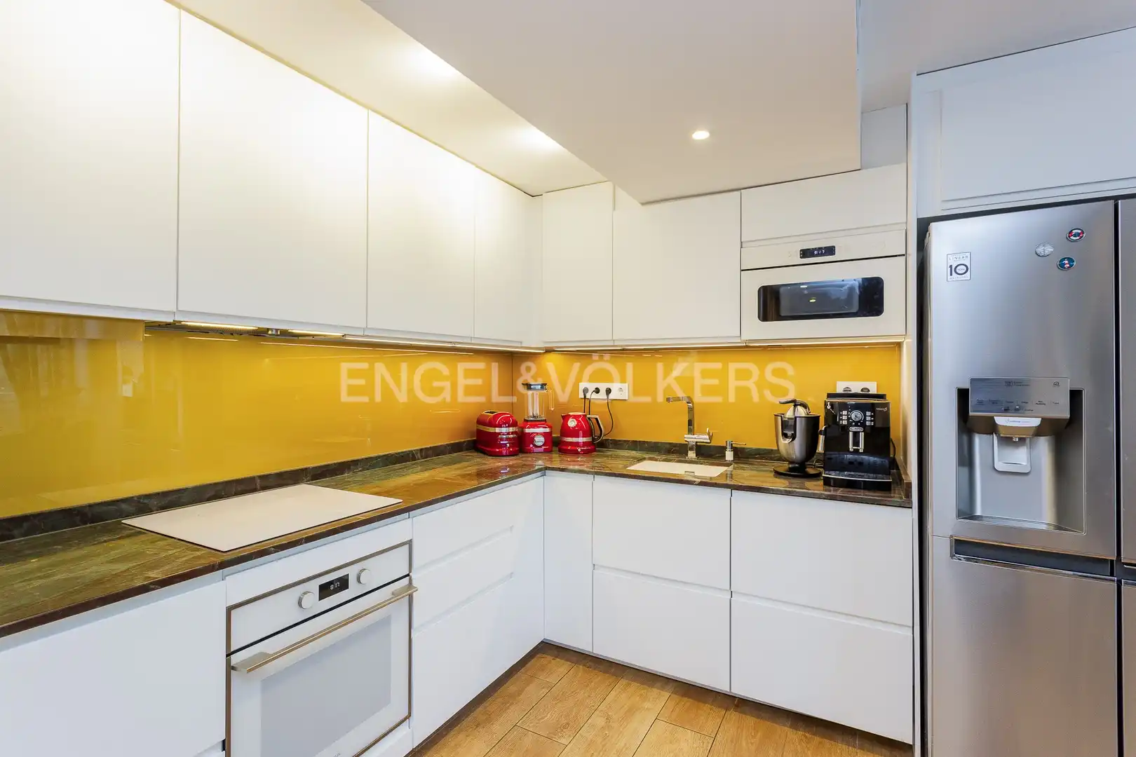 Kitchen of Flat for rent in Sitges  with Air Conditioner, Heating and Swimming Pool