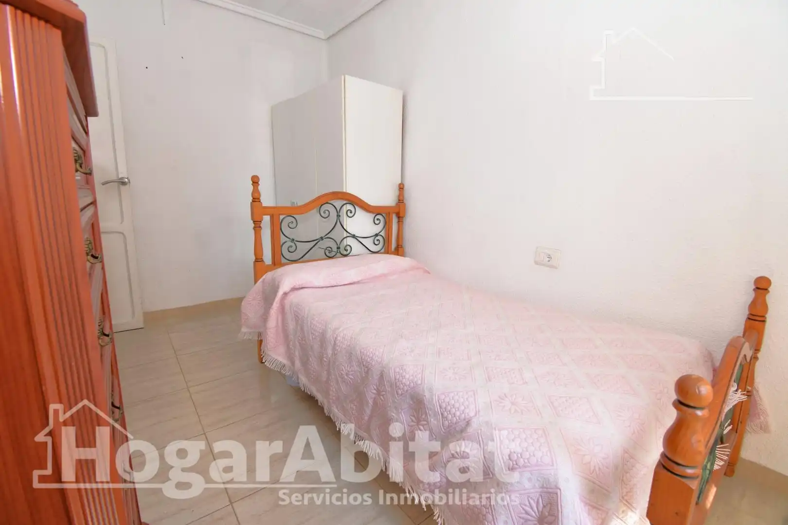 Habitación de Piso en venta en Sagunto / Sagunt con Aire acondicionado, Calefacción y Amueblado