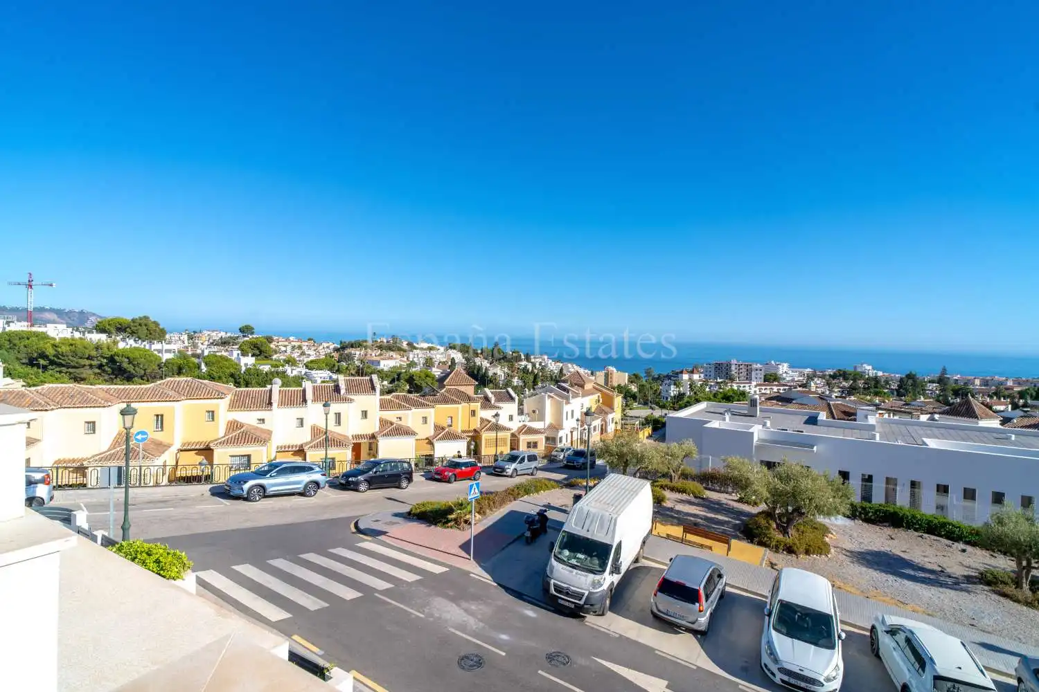 Vista exterior de Casa adosada en venta en Nerja con Aire acondicionado, Calefacción y Terraza