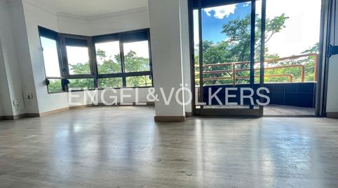 Foto 2 de Piso de alquiler en Marxalenes, Valencia Capital