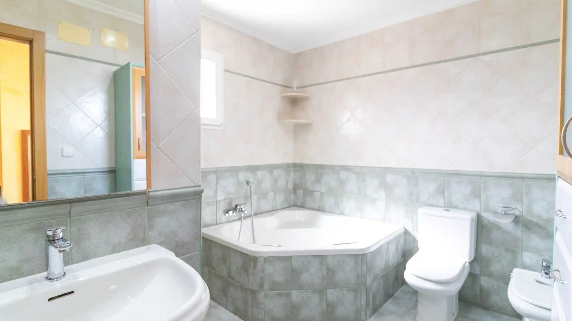 Baño de Casa o chalet en venta en Elche / Elx con Aire acondicionado, Calefacción y Terraza