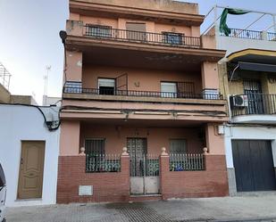 Vista exterior de Casa o xalet en venda en  Sevilla Capital