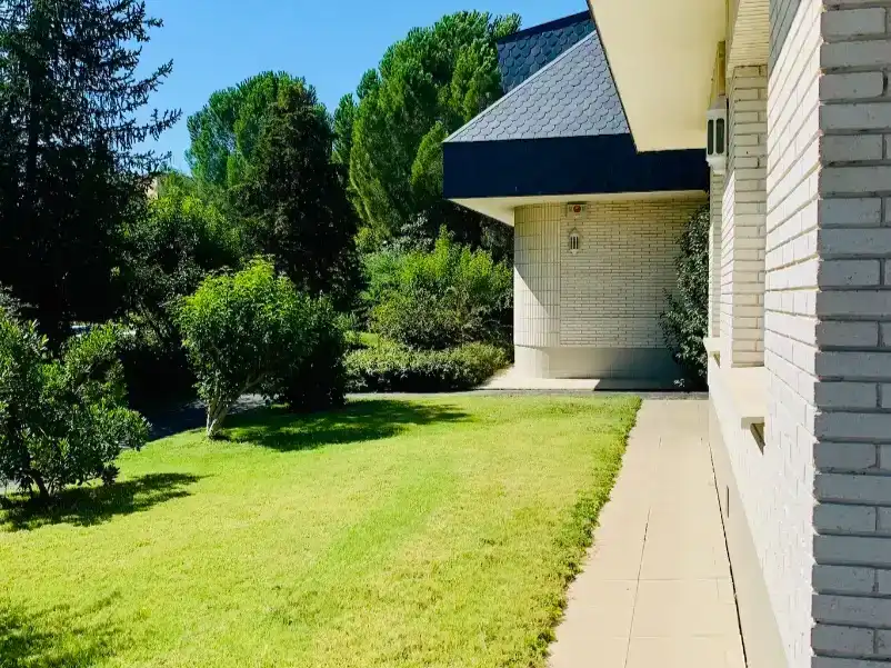 Vista exterior de Piso en venta en Ciudalcampo con Aire acondicionado, Calefacción y Jardín privado