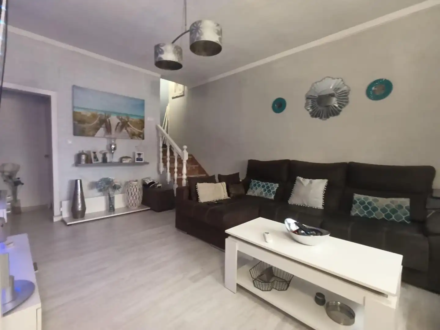Sala de estar de Casa adosada en venta en Alcalá de Guadaira con Aire acondicionado y Calefacción