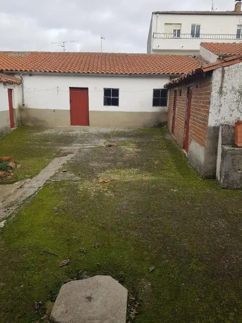Aparcament de Planta baixa en venda en Macotera amb Traster