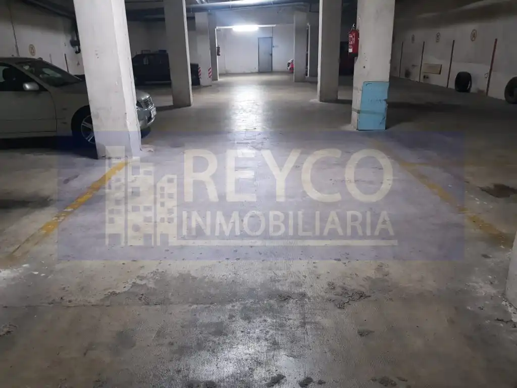 Parcheggio in vendita a Avenida La Rioja, imagen 6