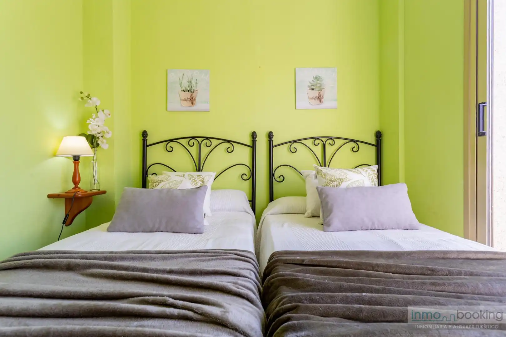 Schlafzimmer von Wohnungen zum Verkauf in Salou mit Klimaanlage, Heizung und Gemeinschaftspool