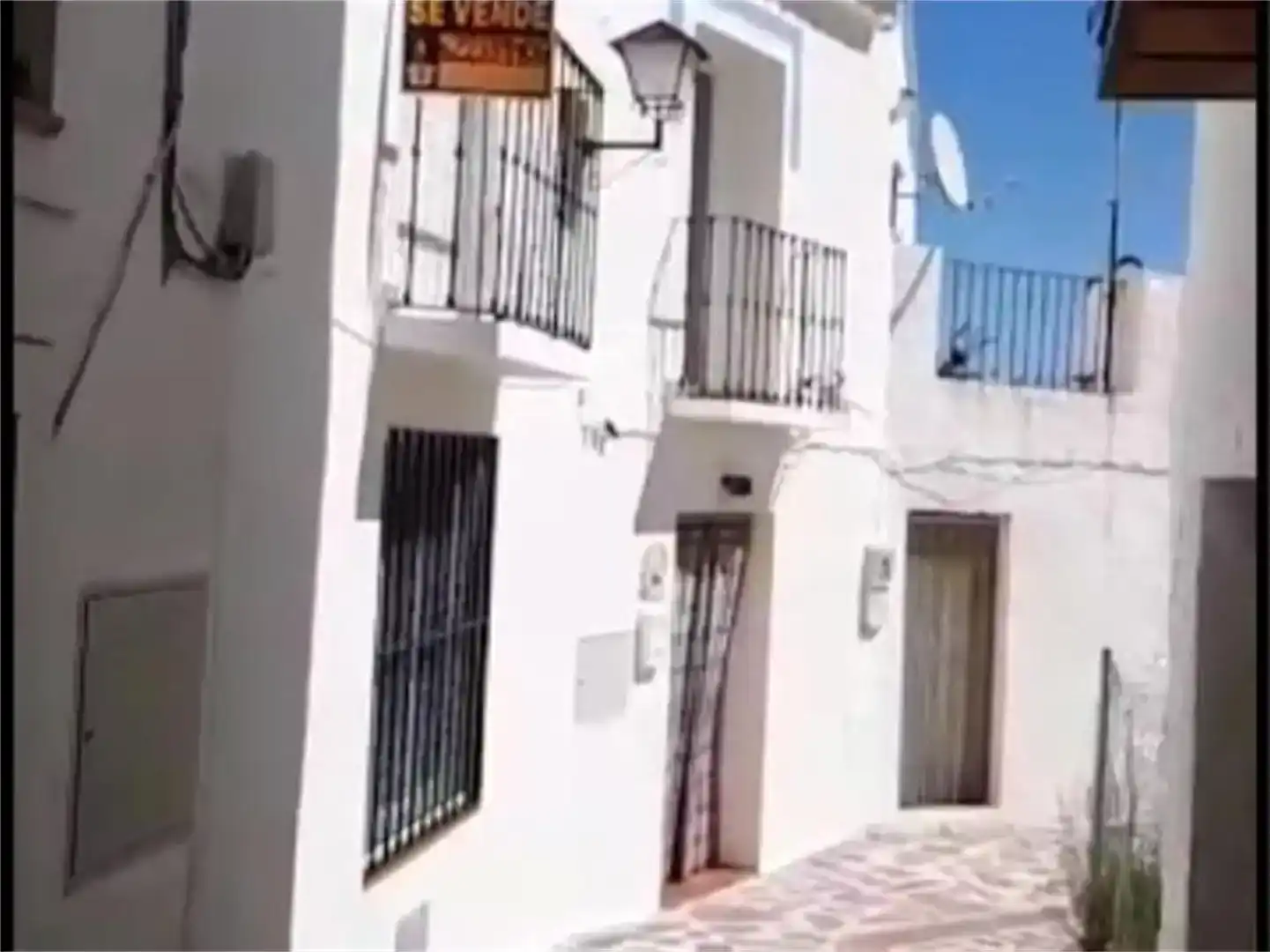 Vista exterior de Apartament en venda en Los Guájares amb Aire condicionat, Moblat i Balcó
