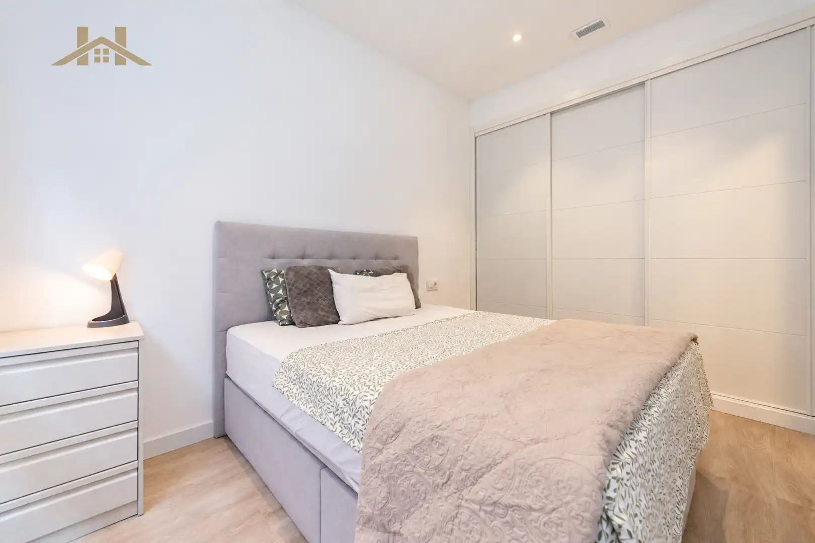 Bedroom of Study for sale in Alcobendas  with Air Conditioner, Heating and Furnished