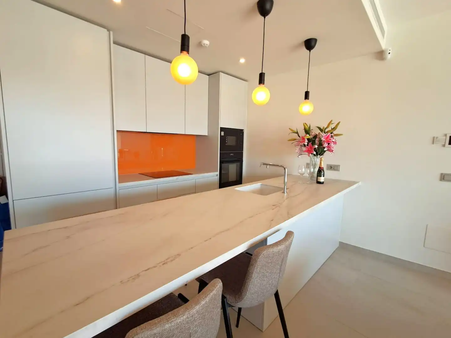 Cocina de Apartamento en venta en Fuengirola con Aire acondicionado, Terraza y Trastero