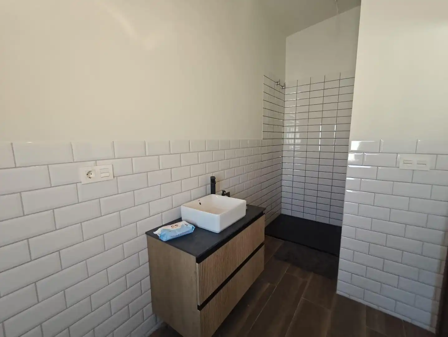 Bathroom of Houses for sale in Petrer  with Private garden, Terrace and Balcony