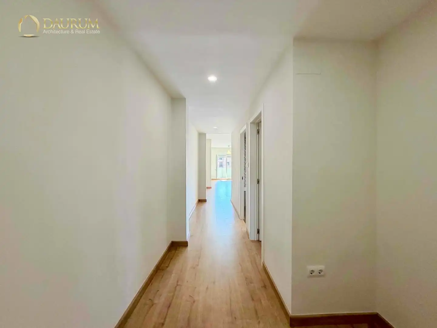 Wohnung zum Verkauf in Almussafes mit Klimaanlage, Terrasse und Abstellraum