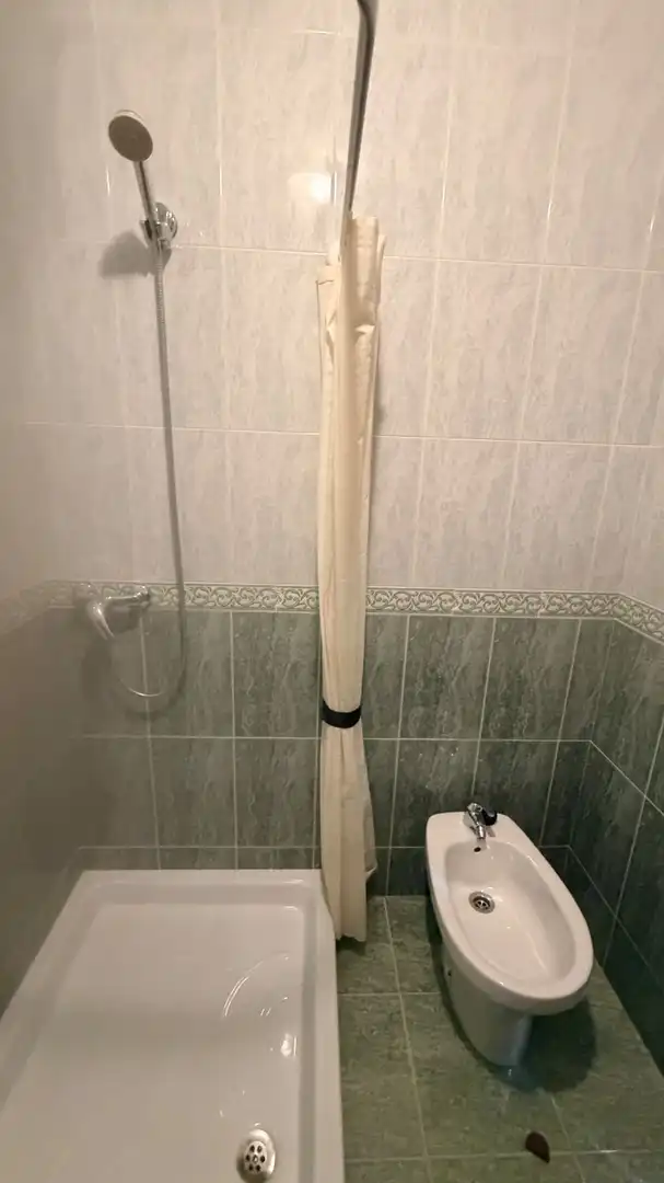 Baño de Piso de alquiler en Ares, A Coruña