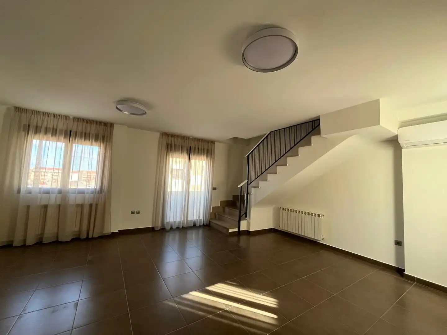 Dúplex de lloguer en Torrijos amb Aire condicionat, Calefacció i Forn