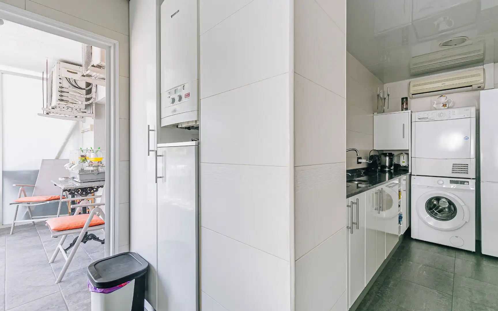Kitchen of Flat for sale in Castelldefels  with Air Conditioner, Heating and Private garden