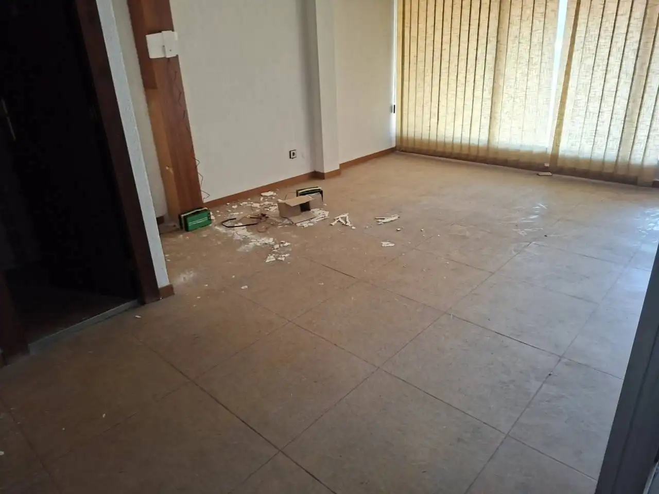 Oficina en venda en Montcada i Reixac